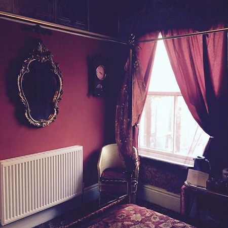 The Cair Paravel Hotel Скарборо Экстерьер фото