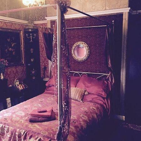 The Cair Paravel Hotel Скарборо Экстерьер фото